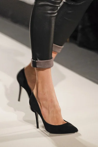 Look 19